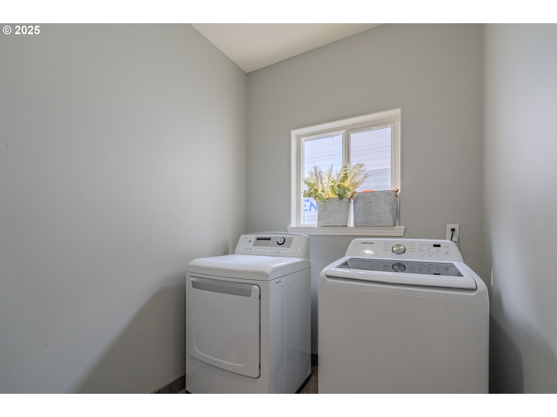 17474 Southwest Sarala Street Beaverton, OR 97007 - Photo 33 of 40