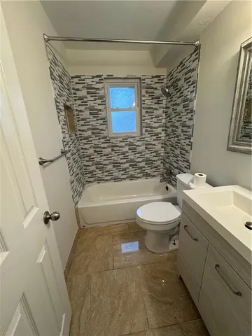 $2,300 | 3905 Connecticut Avenue, Kenner, LA 70065