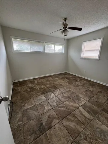 $2,300 | 3905 Connecticut Avenue, Kenner, LA 70065