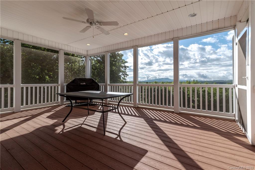 433 Matthews Road Pilot Mountain, NC 27041 - Photo 13 of 32 Gallery Image 13