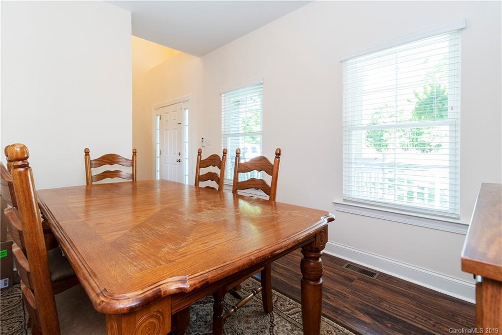 433 Matthews Road Pilot Mountain, NC 27041 - Photo 15 of 32 Gallery Image 15