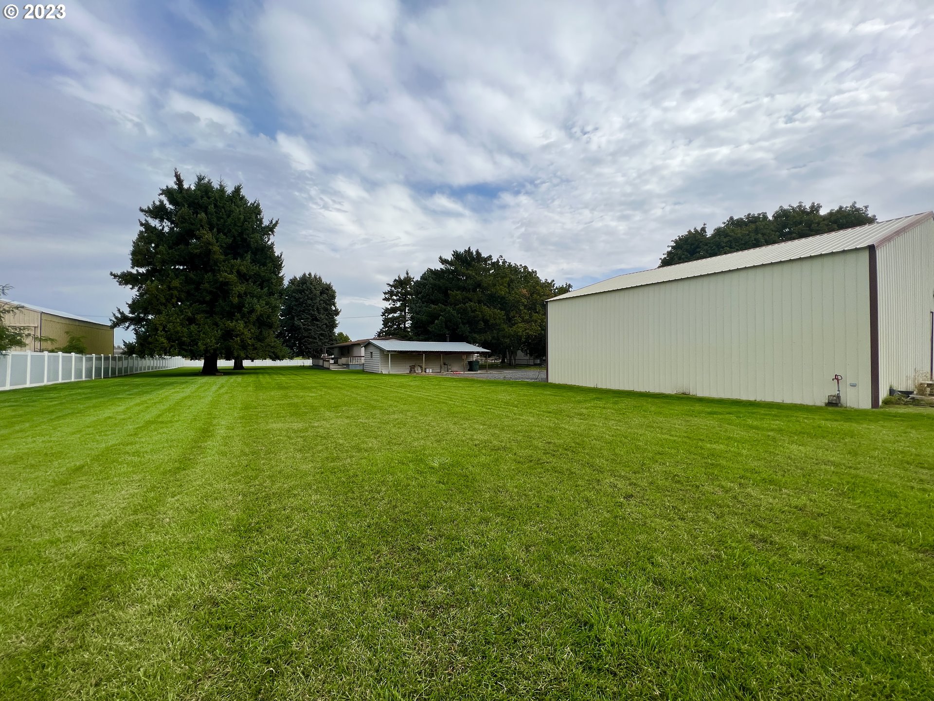1775 Minnehaha Road Hermiston, OR 97838 - Photo 4 of 25 Gallery Image 4