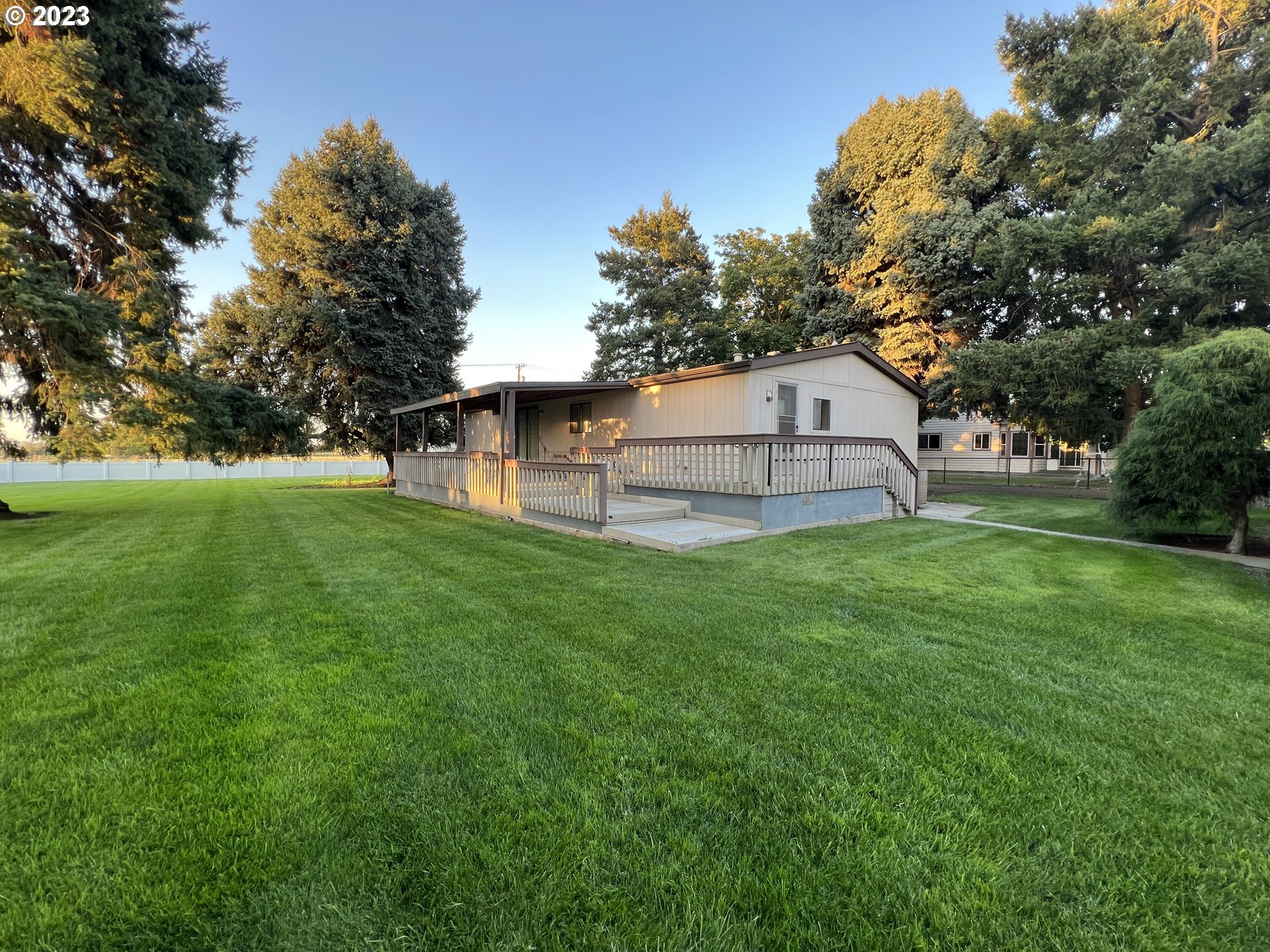 1775 Minnehaha Road Hermiston, OR 97838 - Photo 5 of 25 Gallery Image 5