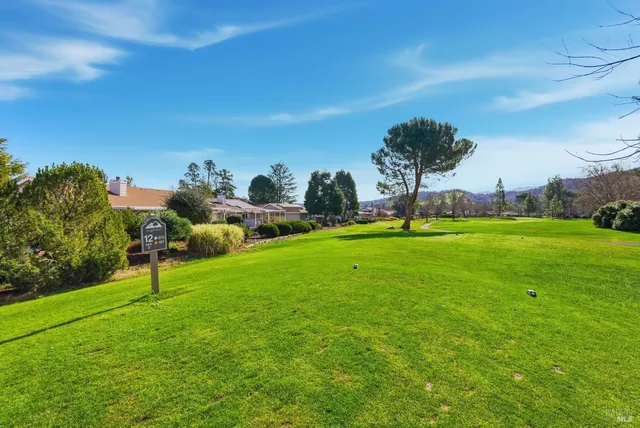 $899,000 | 8891 Oakmont Drive, Santa Rosa, CA 95409