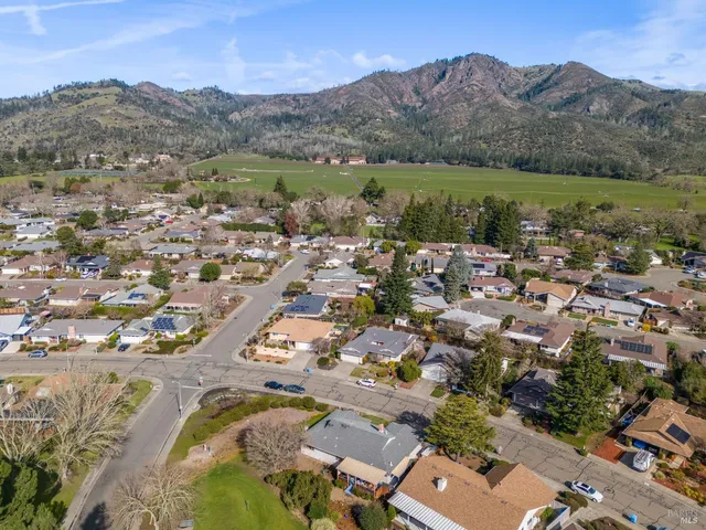 $899,000 | 8891 Oakmont Drive, Santa Rosa, CA 95409