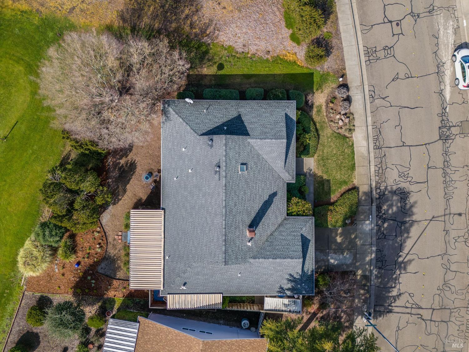 8891 Oakmont Drive Santa Rosa, CA 95409 - Photo 6 of 53