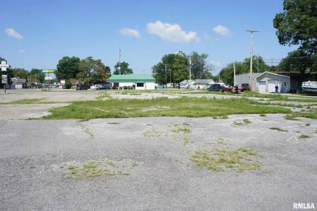 $189,000 | 911 East 5th Street, Metropolis, IL 62960