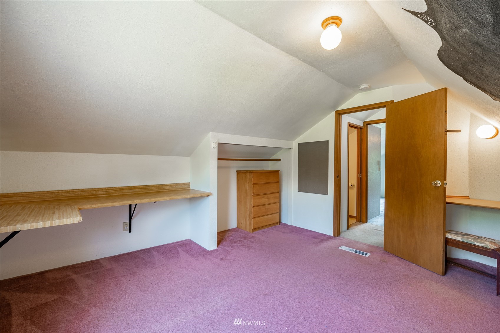 5604 Starry Road Bellingham, WA 98226 - Photo 25 of 40 a view of an empty room with a window
