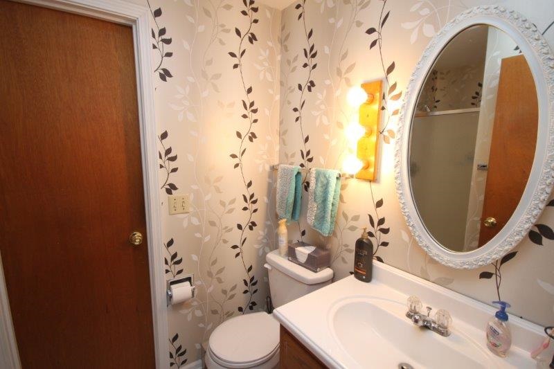 6167 West Maple Grove Road Huntington, IN 46750 - Photo 13 of 16 Gallery Image 13