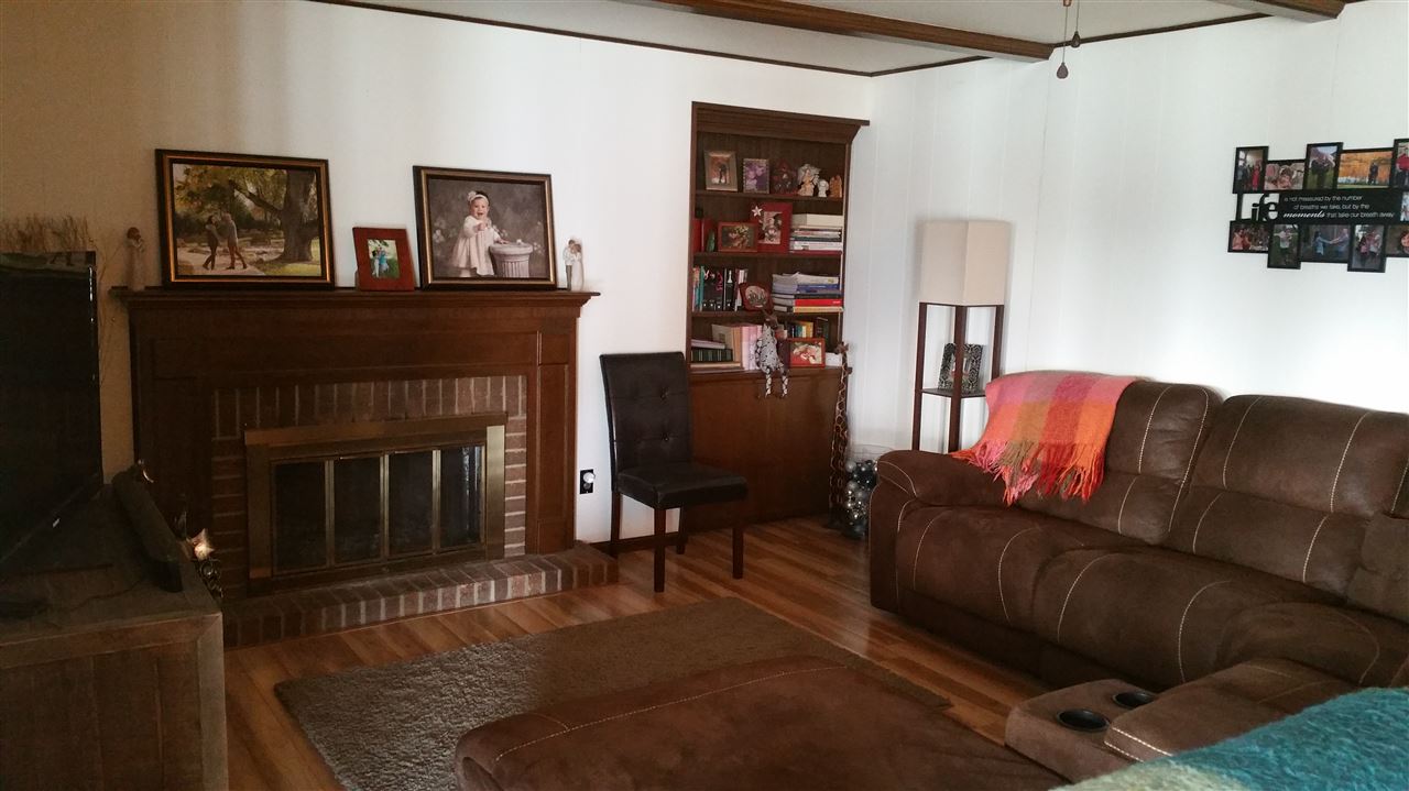 6167 West Maple Grove Road Huntington, IN 46750 - Photo 10 of 16 Gallery Image 10