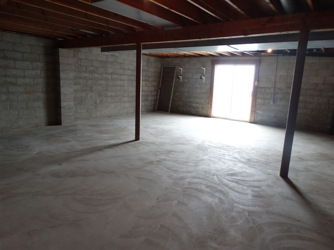 4401 Johnson Road Mount Vernon, IN 47620 - Photo 18 of 28 Gallery Image 18