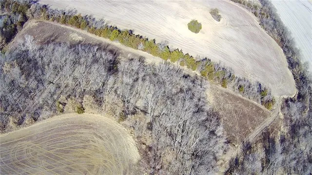 $340,000 | 34918 East Colbern Road, Lone Jack, MO 64070