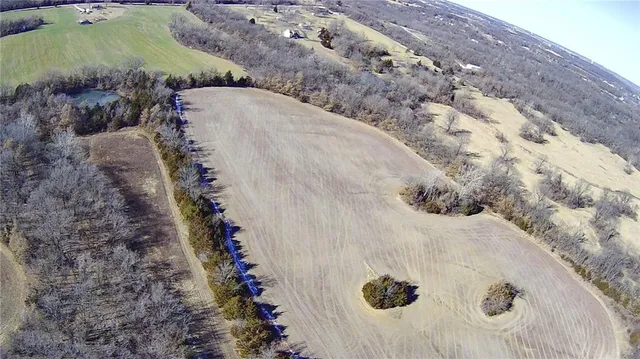 $340,000 | 34918 East Colbern Road, Lone Jack, MO 64070