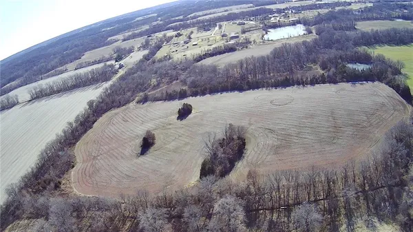 $325,000 | 34914 East Colbern Road, Lone Jack, MO 64070