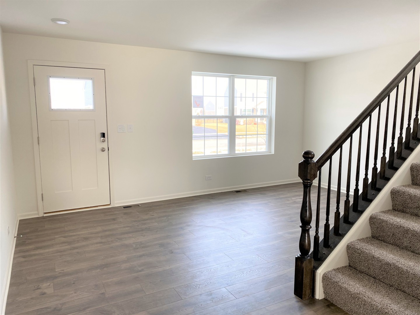 2025 Rownham Hill Road New Lenox, IL 60451 - Photo 3 of 25