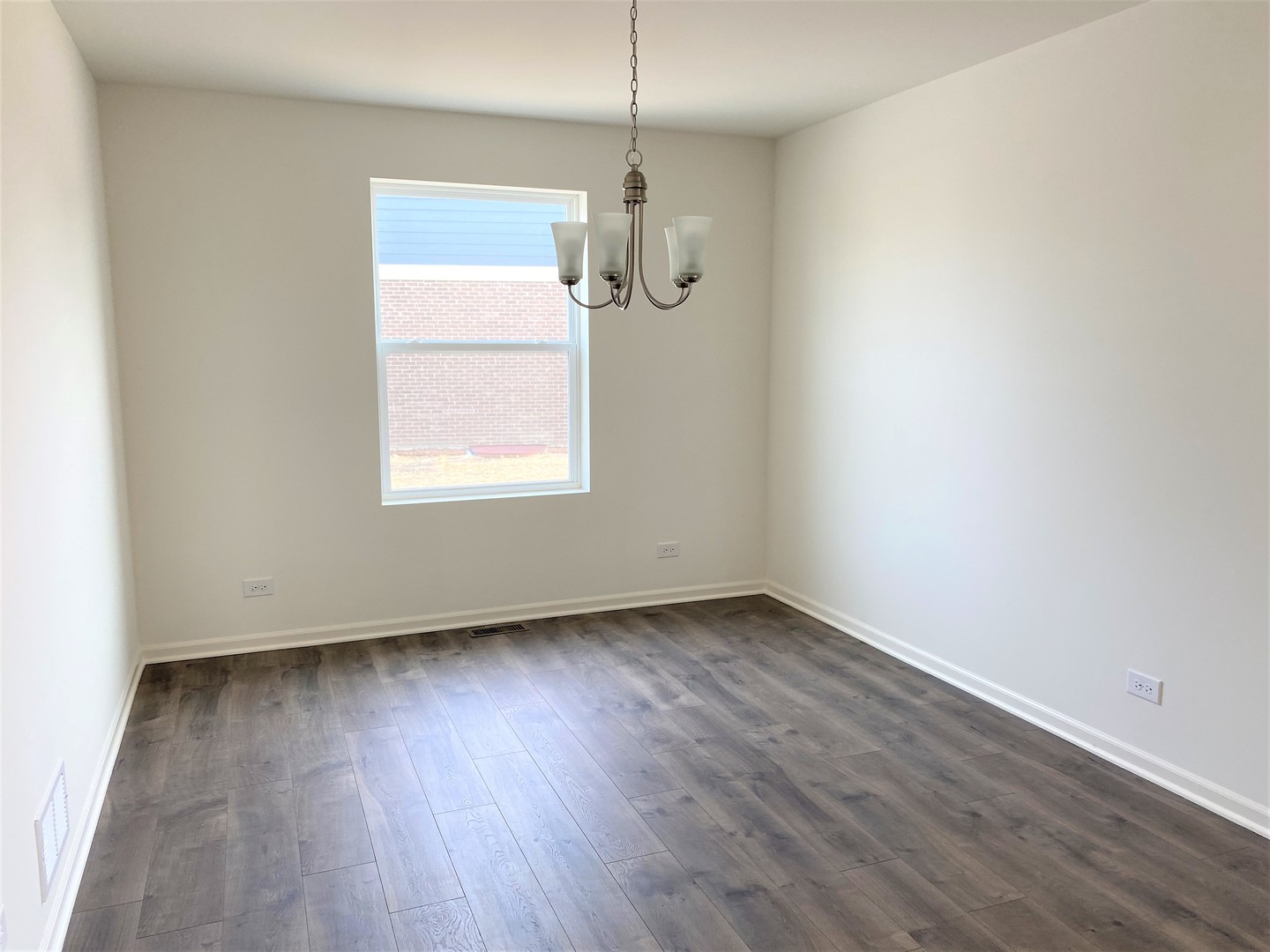 2025 Rownham Hill Road New Lenox, IL 60451 - Photo 4 of 25