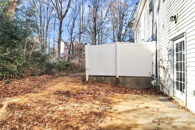 $1,800 | 2138 Winthrop Chase Drive, Charlotte, NC 28212