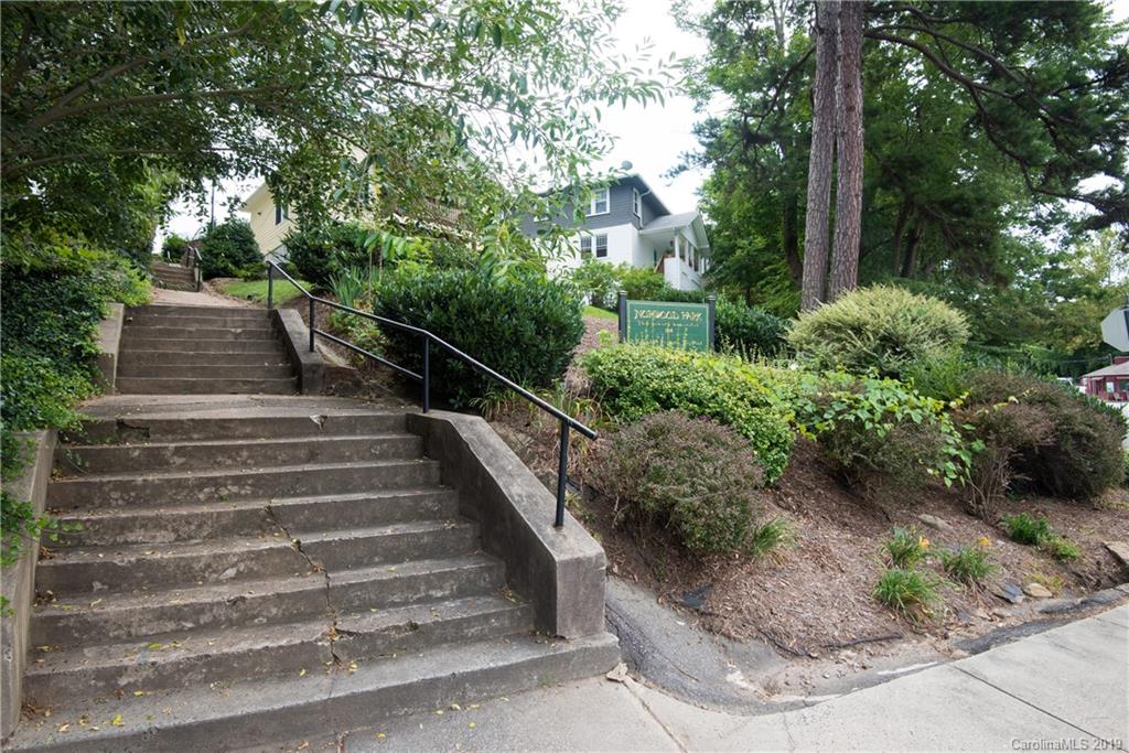 41 Ramoth Road Asheville, NC 28804 - Photo 3 of 23 Gallery Image 3