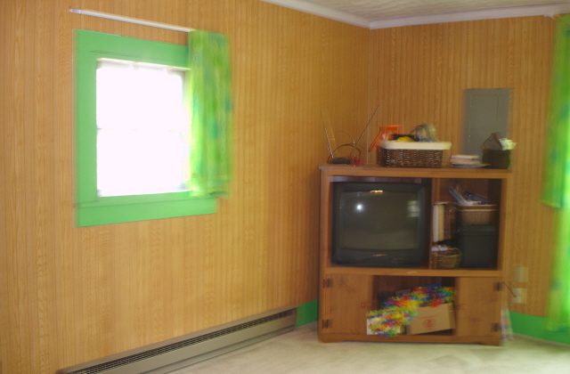 200 South Adams Ridott, IL 61067 - Photo 7 of 9 a room with a window