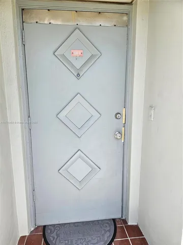 $1,600 | 330 Southeast 2nd Street, Unit 504G, Hallandale Beach, FL 33009