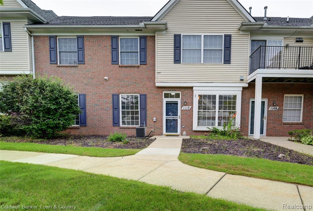 1110 Rial Lake Drive Howell, MI 48843 - Photo 1 of 28 Gallery Image 1
