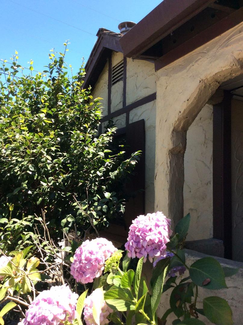 134 College Road Watsonville, CA 95076 - Photo 3 of 15 Gallery Image 3