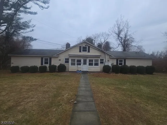 $1,800 | 12 Mark Lane, Unit A, Succasunna, NJ 07876