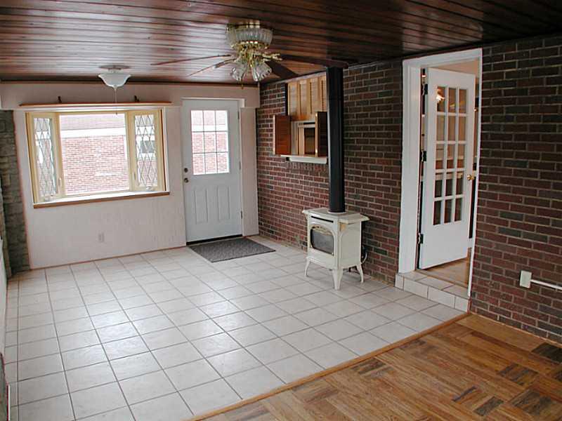 5301 Baptist Road Whitehall, PA 15236 - Photo 8 of 25 Family Room.