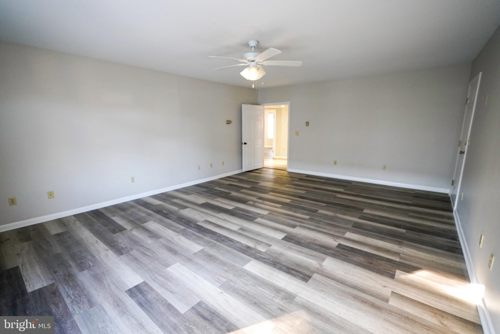 104 Federal Street, Unit A Milton, DE 19968 - Photo 5 of 16 Living Room
