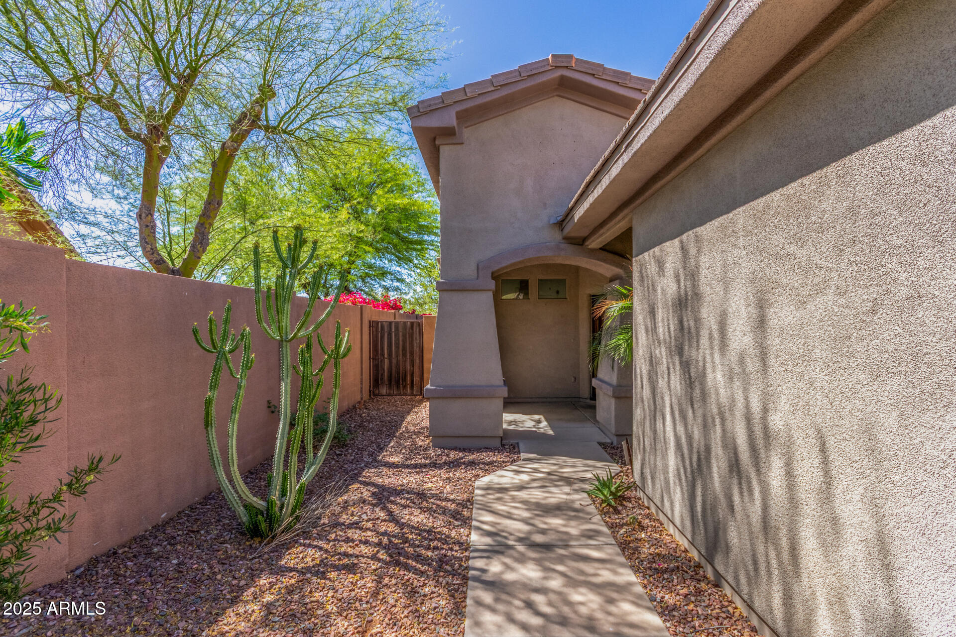 41401 North Maidstone Court Anthem, AZ 85086 - Photo 3 of 53 a view of outdoor space and yard