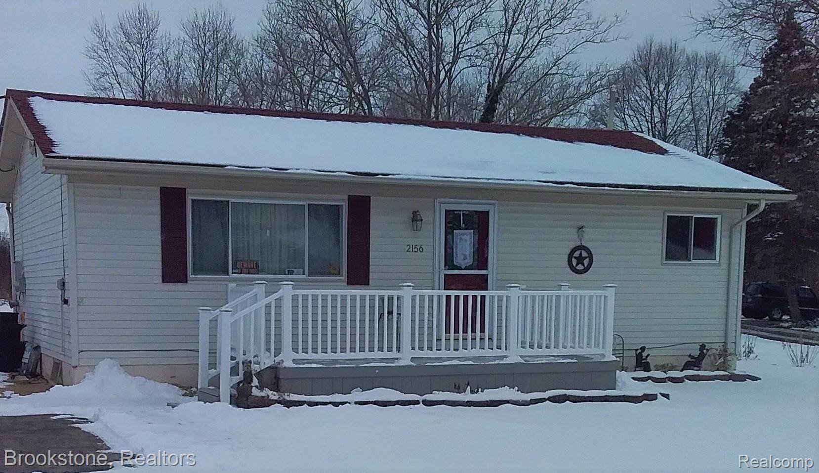 2156 Howe Road Burton, MI 48519 - Photo 3 of 33 House winter.jpg