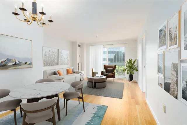 $975,000 | 950 Massachusetts Avenue, Unit 504, Cambridge, MA 02139