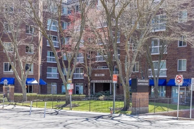 $975,000 | 950 Massachusetts Avenue, Unit 504, Cambridge, MA 02139