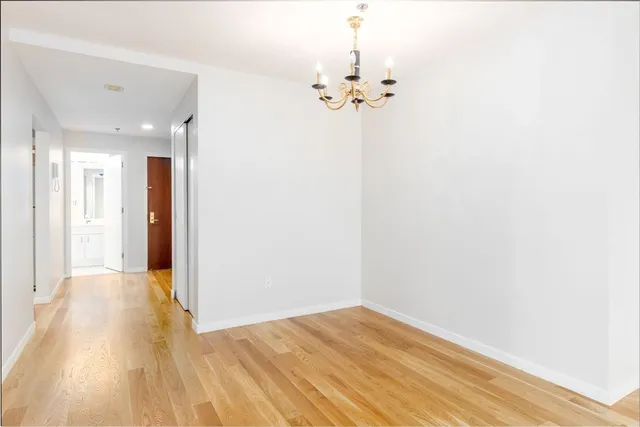 $975,000 | 950 Massachusetts Avenue, Unit 504, Cambridge, MA 02139