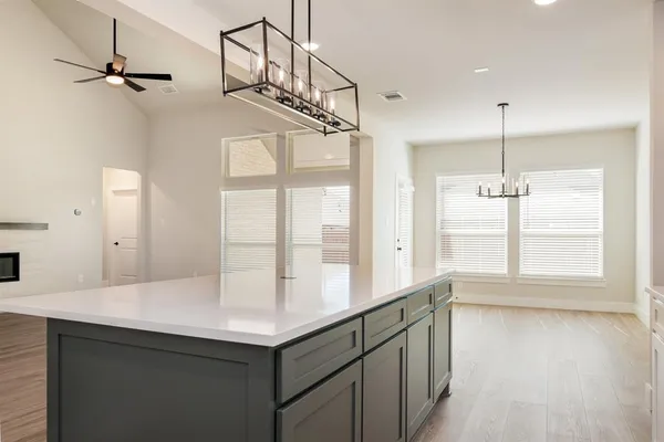 $4,295 | 3722 Milwaukee Avenue, Midlothian, TX 76065