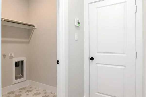 $4,295 | 3722 Milwaukee Avenue, Midlothian, TX 76065