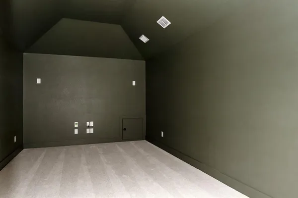 $4,295 | 3722 Milwaukee Avenue, Midlothian, TX 76065