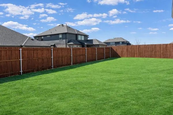 $4,295 | 3722 Milwaukee Avenue, Midlothian, TX 76065