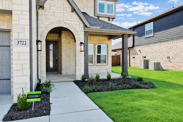 $4,295 | 3722 Milwaukee Avenue, Midlothian, TX 76065