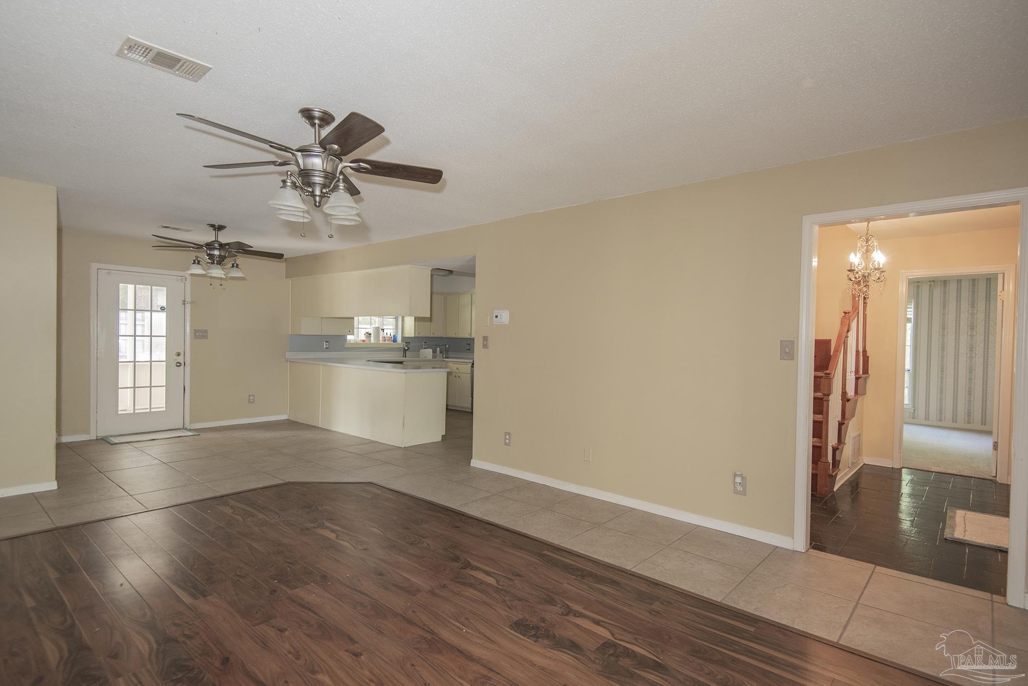9155 Woodrun Road Pensacola, FL 32514 - Photo 10 of 48 Gallery Image 10