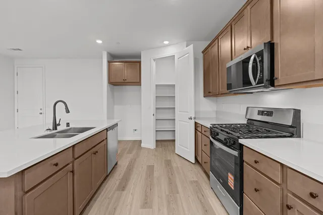 $719,990 | 475 Brachetto Lane, Manteca, CA 95337