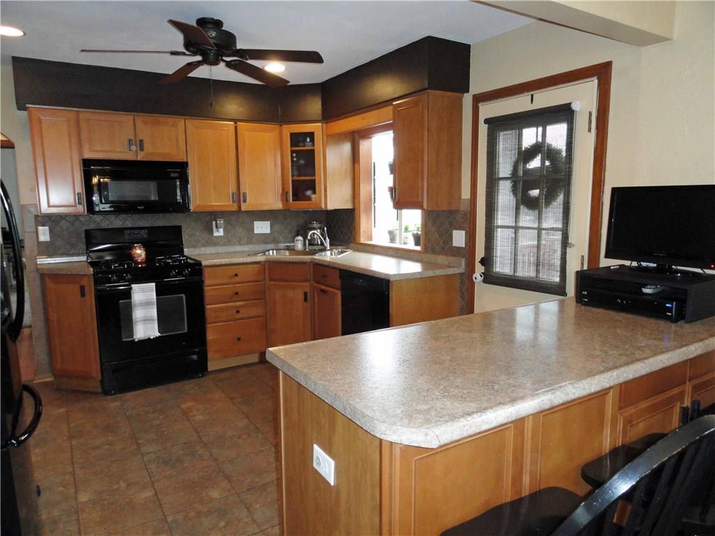 541 First Street North Huntingdon, PA 15642 - Photo 5 of 24 Spacious, updated kitchen with maple cabinets