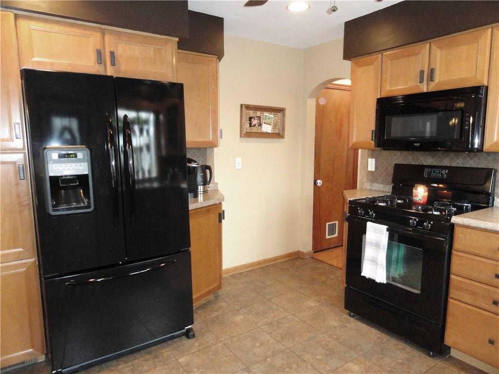 541 First Street North Huntingdon, PA 15642 - Photo 6 of 24 Includes a complete appliance package