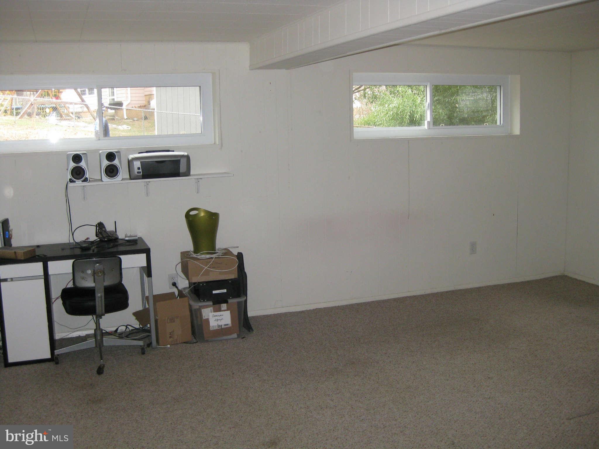 811 North Belgrade Road Silver Spring, MD 20902 - Photo 24 of 30 Recreation Room