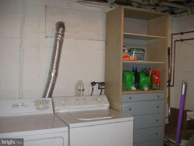 811 North Belgrade Road Silver Spring, MD 20902 - Photo 26 of 30 Laundry Room