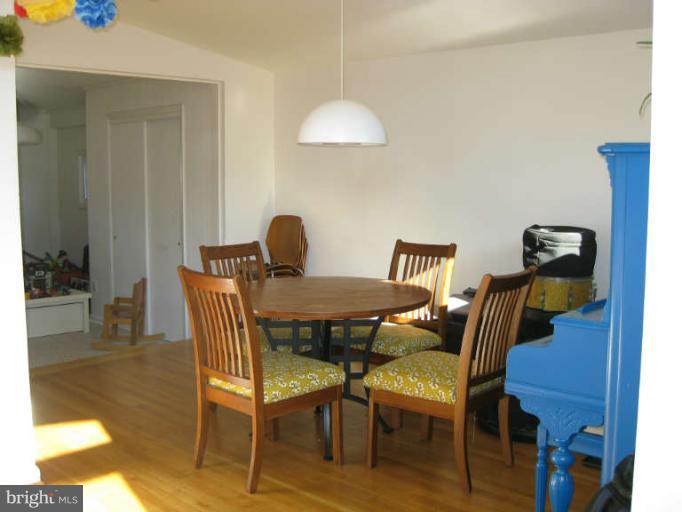 811 North Belgrade Road Silver Spring, MD 20902 - Photo 6 of 30 Dining Room