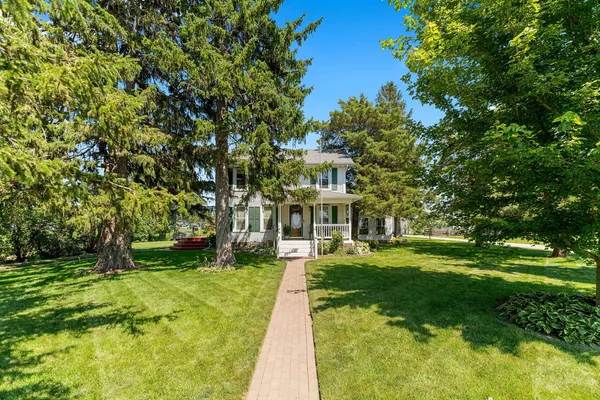 $549,000 | 1392 Red Brick Road, Dixon, IL 61021