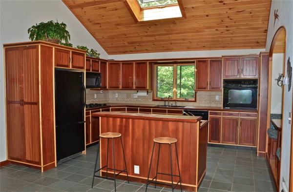 520 Division Road Dartmouth, MA 02748 - Photo 13 of 30 Gallery Image 13