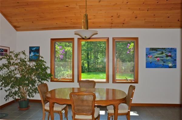 520 Division Road Dartmouth, MA 02748 - Photo 6 of 30 Gallery Image 6