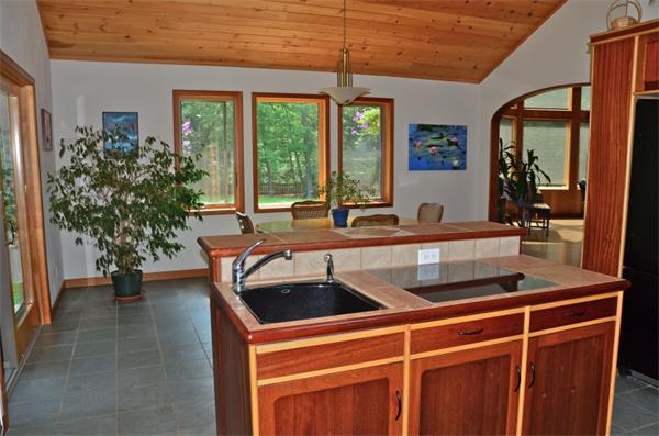 520 Division Road Dartmouth, MA 02748 - Photo 7 of 30 Gallery Image 7